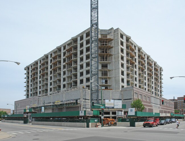 The Granville Condominiums in Chicago, IL - Building Photo - Building Photo