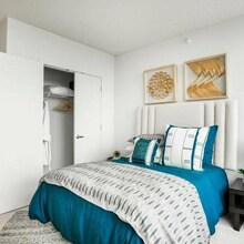 549 W Kinzie St in Chicago, IL - Building Photo - Building Photo