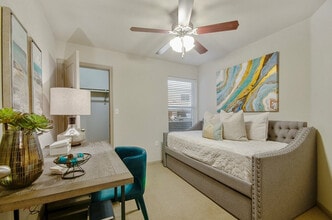 Tinsley Place in Waco, TX - Foto de edificio - Building Photo