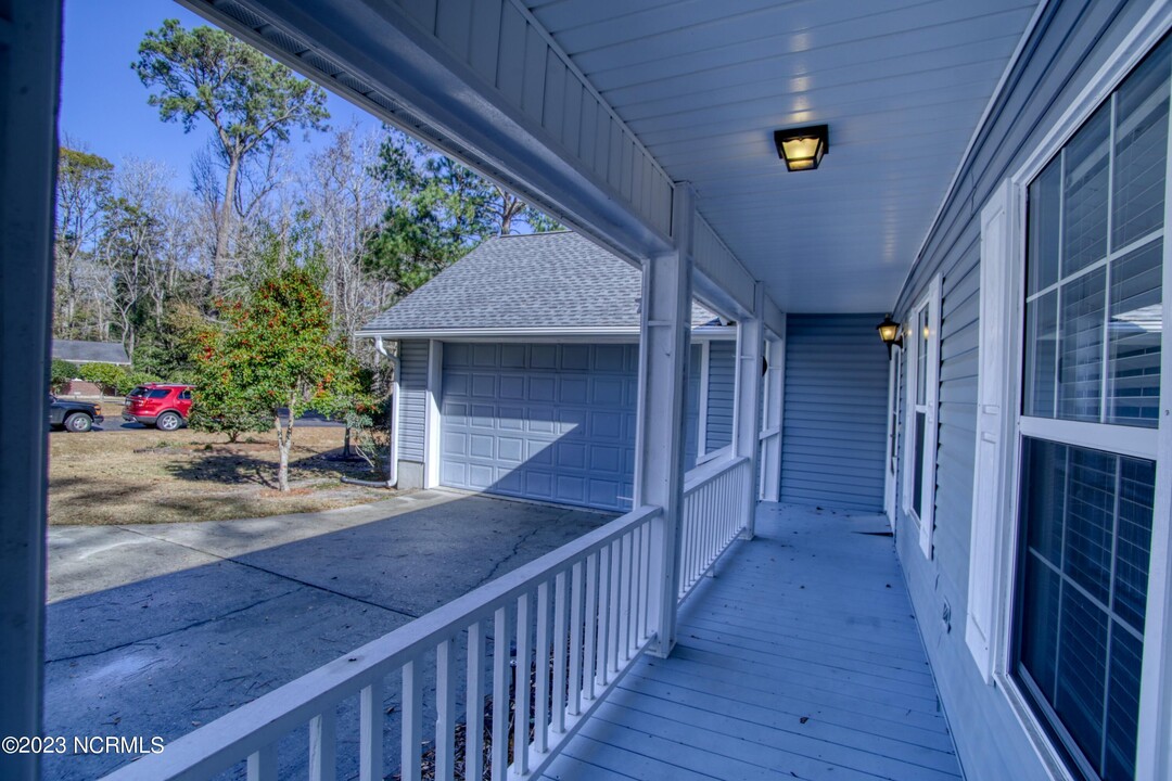 6 Landing Ct in Carolina Shores, NC - Foto de edificio