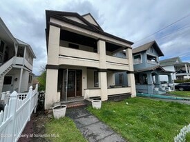 85 Belmont St in Carbondale, PA - Building Photo