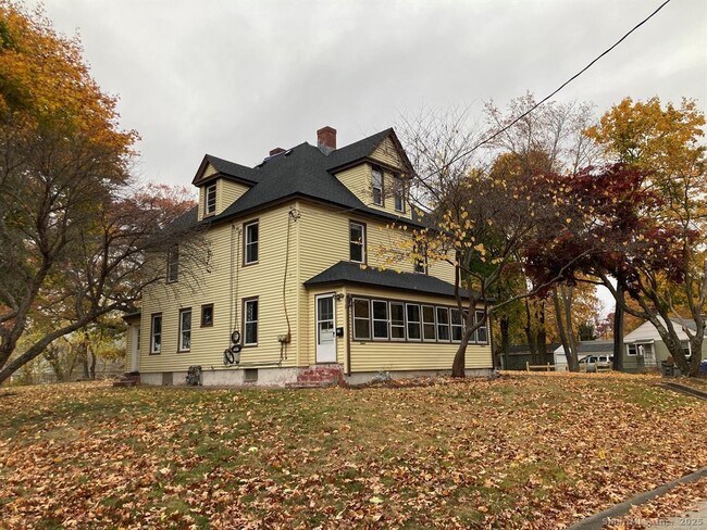 property at 14 Glenwood St