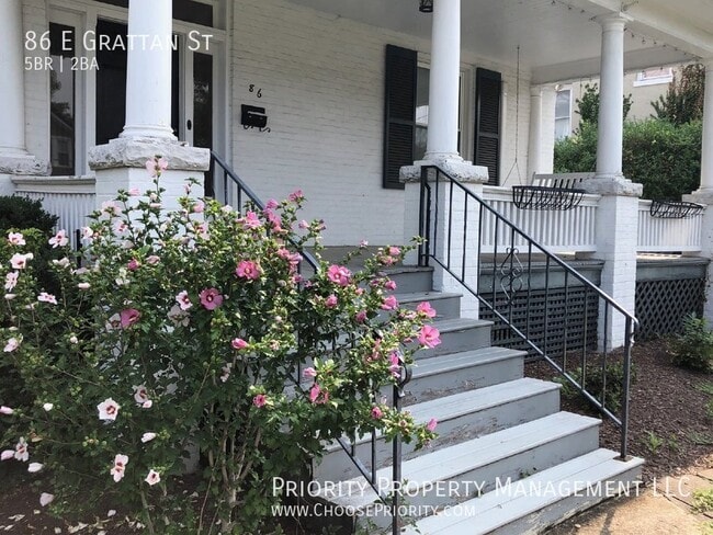 86 E Grattan St in Harrisonburg, VA - Building Photo - Building Photo