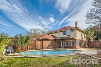 1417 Baker Dr in Cedar Hill, TX - Building Photo - Building Photo