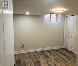 455 Rideau River St in Waterloo, ON - Building Photo - Building Photo