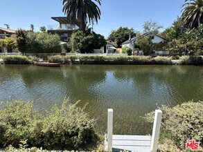 440 Howland Canal in Los Angeles, CA - Building Photo - Building Photo