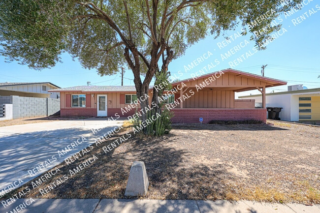 property at 7901 E Kimsey Ln