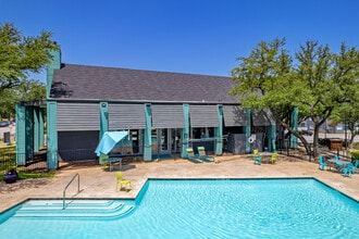 AMP @ The Grid in Arlington, TX - Foto de edificio - Building Photo