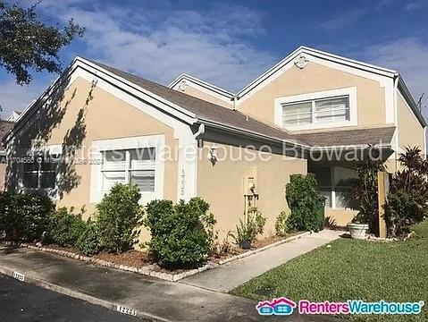 12335 NW 15th St in Pembroke Pines, FL - Foto de edificio