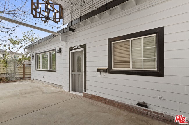 property at 7410 Balboa Blvd