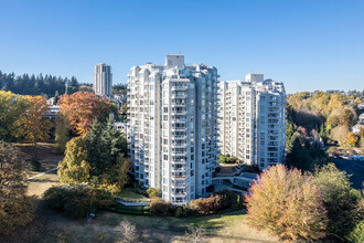 Palace Quay II in New Westminster, BC - Building Photo - Building Photo