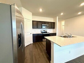 3424 Sweetwater Way in Sherman, TX - Building Photo - Building Photo