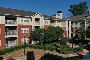 Arbor Gates at Buckhead Apartamentos