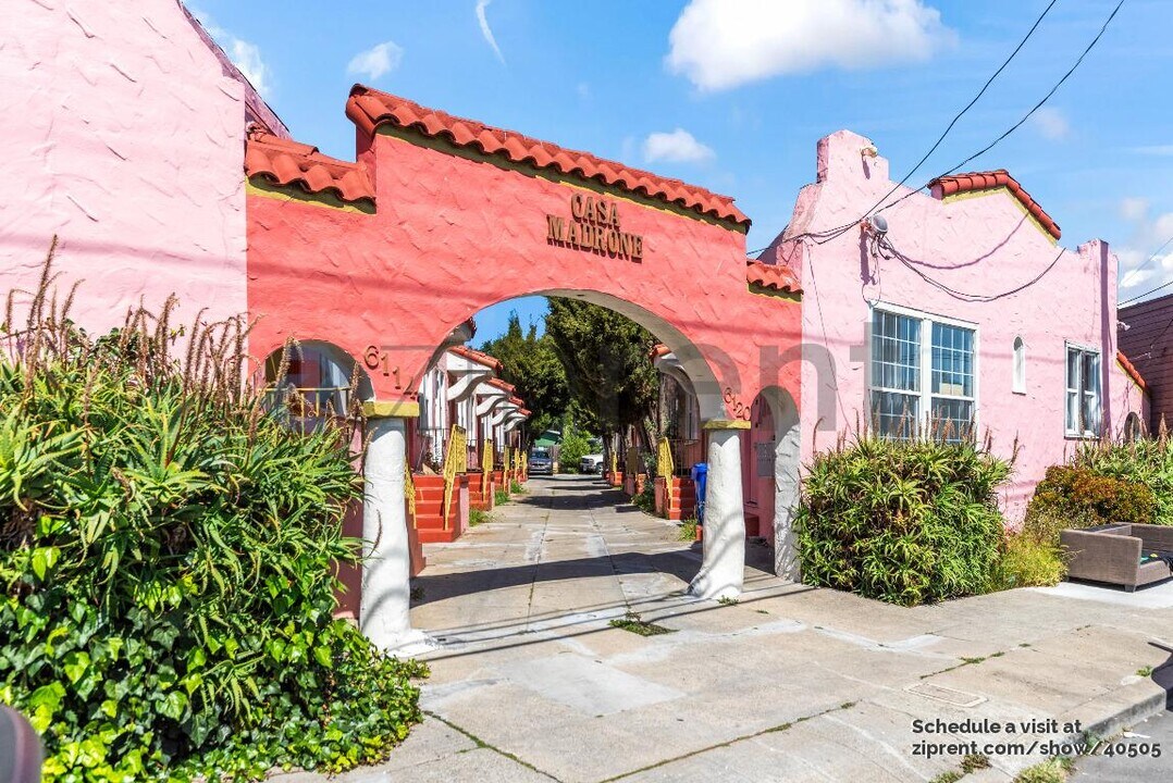 6120 Foothill Blvd in Oakland, CA - Building Photo