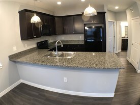 1671 McCleary Ln in Iowa City, IA - Building Photo