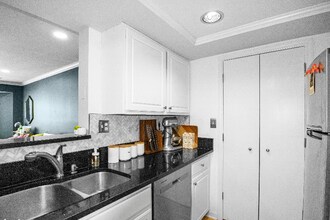 3074 Chastain Park Ct NE in Atlanta, GA - Building Photo - Building Photo