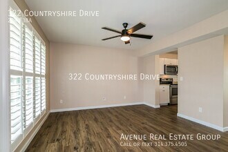 322 Countryshire Dr in O'Fallon, MO - Building Photo - Building Photo
