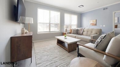 901 Colorado Blvd, Unit 511 in Denver, CO - Building Photo - Building Photo