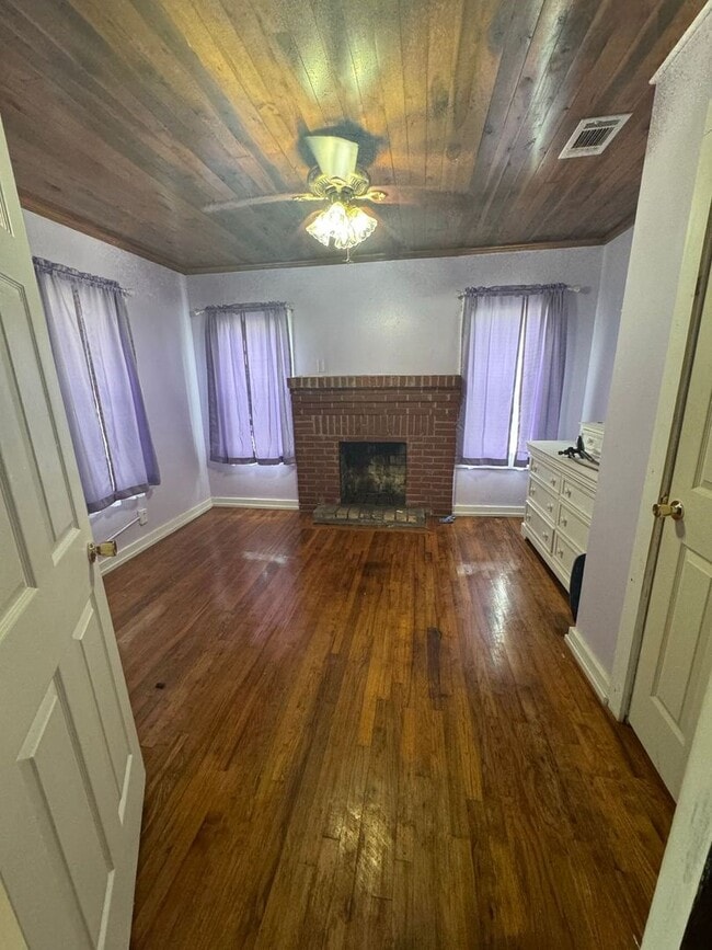 property at 2195 Eldridge Rd