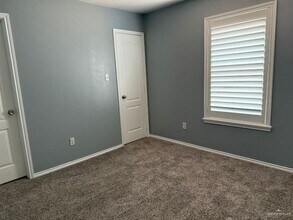 106 S 48th Ln in McAllen, TX - Building Photo - Building Photo
