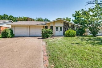 1311 Willowbrook St in Arlington, TX - Building Photo - Building Photo