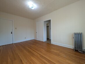 3310 W Schubert Ave in Chicago, IL - Building Photo - Building Photo