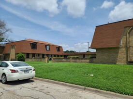 3740 Cibolo Dr