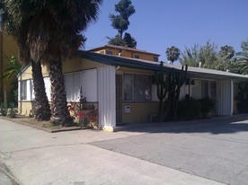 2222-2226 N Cahuenga Blvd Apartments