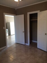203 Gorman, Unit B in San Antonio, TX - Building Photo - Building Photo