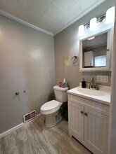 2204 Cherry St in Hurricane, WV - Building Photo - Building Photo