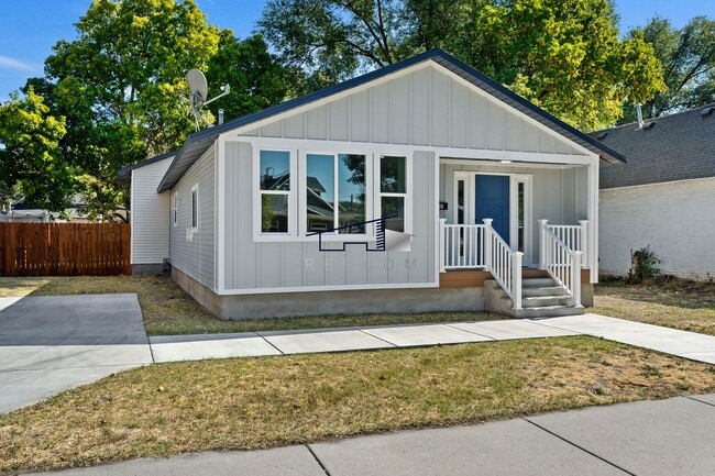property at 2060 Jefferson Ave