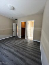 270 Calgrove St in Las Vegas, NV - Building Photo - Building Photo