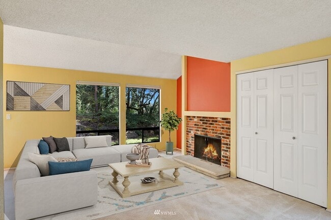 15212 Sunwood Blvd in Tukwila, WA - Building Photo - Building Photo