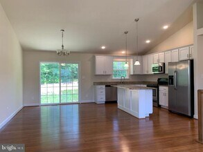 6913 Lunette Ln in Spotsylvania, VA - Building Photo - Building Photo
