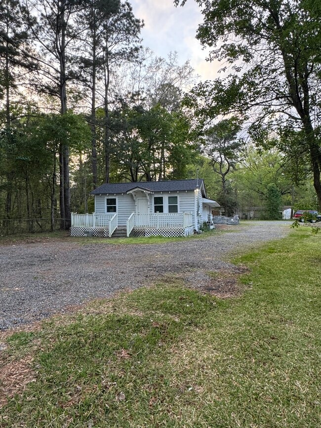 99 Swanson Dr in Summerville, SC - Building Photo - Building Photo