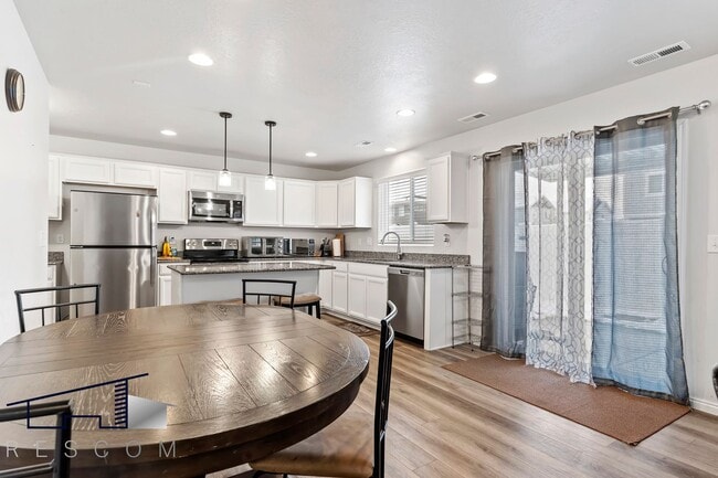 2914 W 3885 S in West Haven, UT - Building Photo - Building Photo