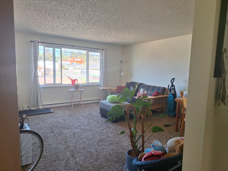 529 Railroad St-Unit -3 in Brookings, OR - Building Photo