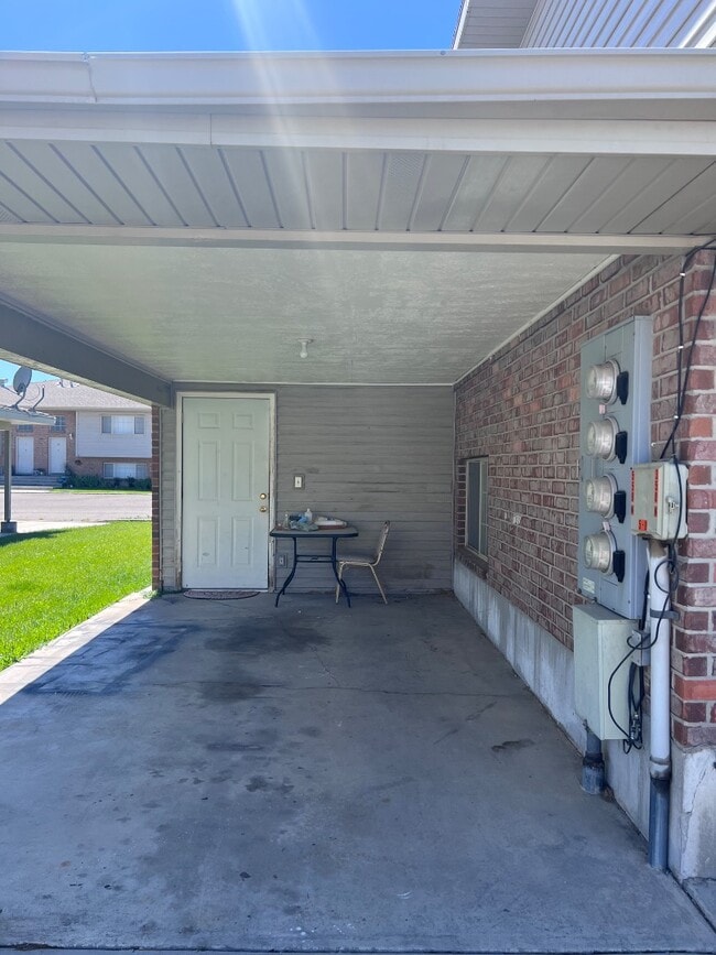 570 W 350 N in Tremonton, UT - Building Photo - Building Photo