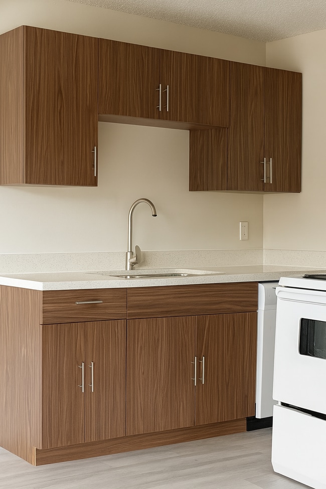 9208-9106 106 Ave NW in Edmonton, AB - Building Photo - Building Photo