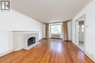 425 Broadway Ave in Toronto, ON - Building Photo - Building Photo
