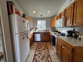 2217 Michigan St in Bellingham, WA - Building Photo - Building Photo