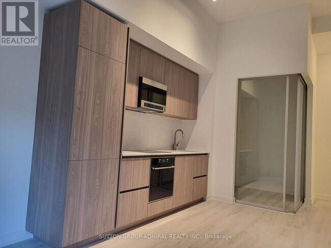 property at 120 Broadway Ave