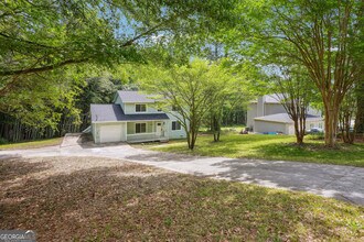 3688 Burnley Ct in Stonecrest, GA - Building Photo - Building Photo