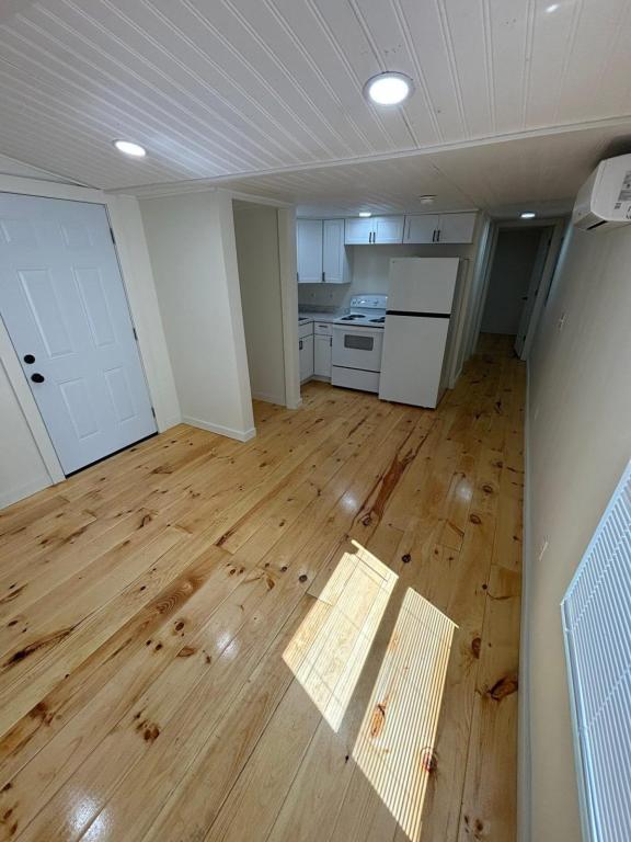 property at 1040 Harding Blvd