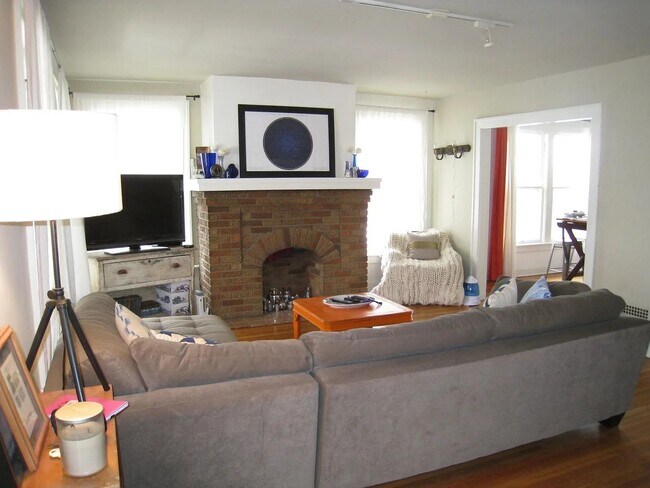 2677 Hibbert Ave in Columbus, OH - Building Photo - Building Photo