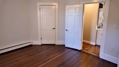 294 Windsor St in Cambridge, MA - Building Photo - Building Photo