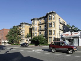 New Castle Court in Boston, MA - Building Photo