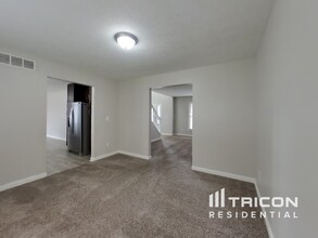 3731 Cheyenne Ct in Columbus, IN - Building Photo - Building Photo