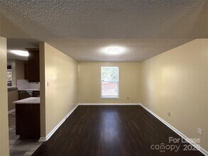 2015 Bantry Ln in Charlotte, NC - Building Photo - Building Photo