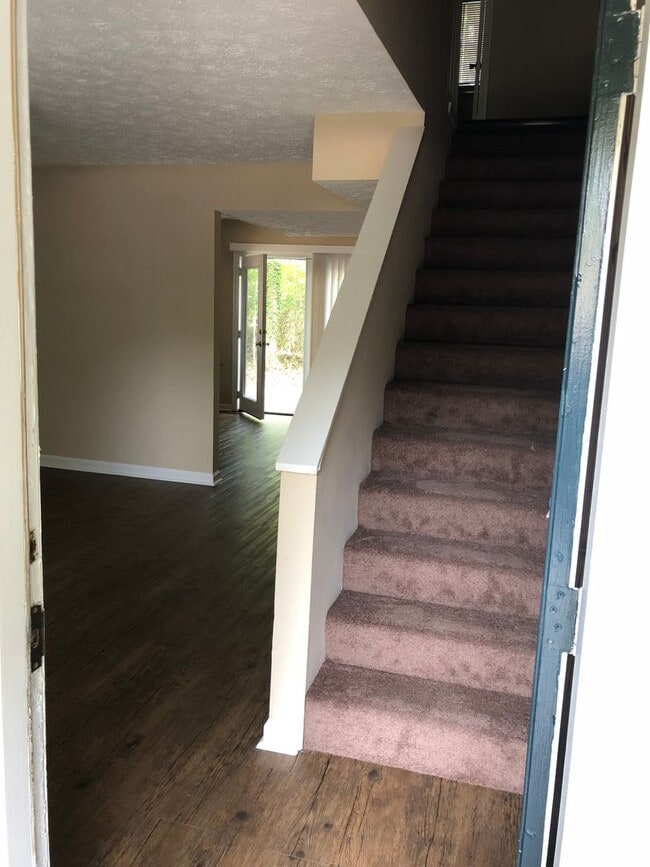 property at 4717 Cantrell Rd